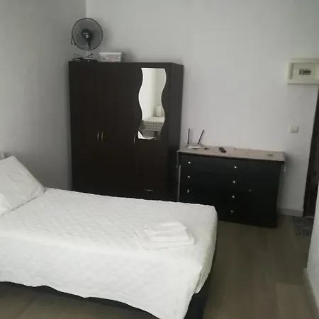 Charming In 20 M² With Sunny Terrace *