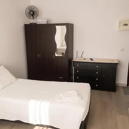 Charming In 20 M² With Sunny Terrace *