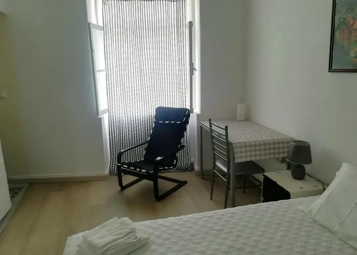 Charming In 20 M² With Sunny Terrace * Funchal (Madeira)